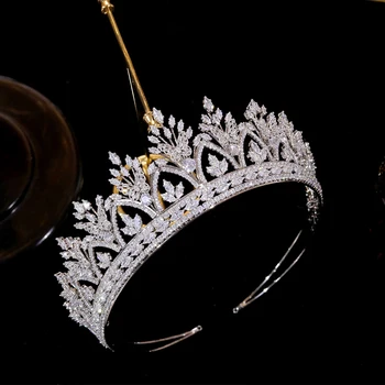 Funklende krone fuld cubic zirconia brud diademer og kroner sommerfugl form bryllup hår tilbehør festspil crownr smykker