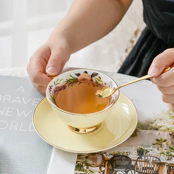 Keramiske kop kaffe sæt Europæiske udsøgte gyldne rim farve glas og kop og underkop eftermiddag kop te blomst kop te