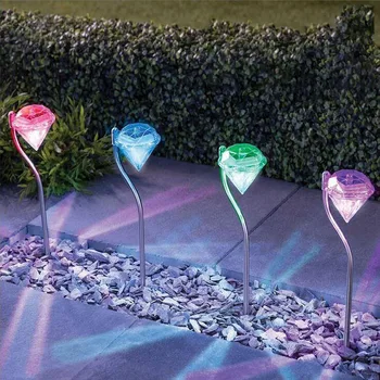4stk Udendørs LED Solar Light Garden Decoration Lamper LED Diamanter Græsplæne Lys Soldrevne Vej Indsats Lanterner Lampe Hjem Indretning