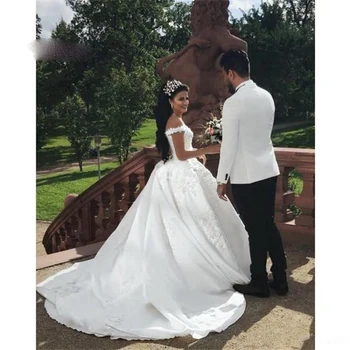 Pynt Lace Wedding Dress Crystal Beaded Satin Off Skulderen Bolden Kjole Skræddersyet Brudekjole Part Vestido De Noiva 2020